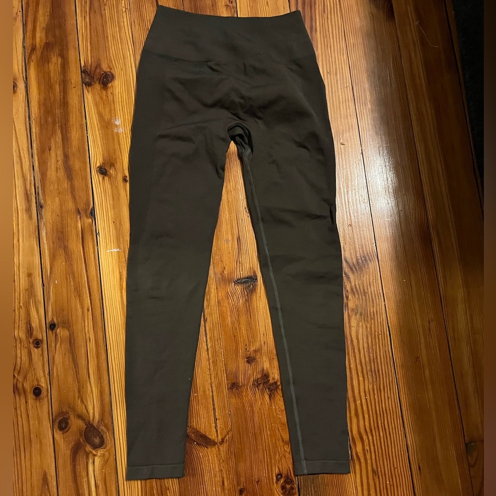Aurola leggings dark olive size small
